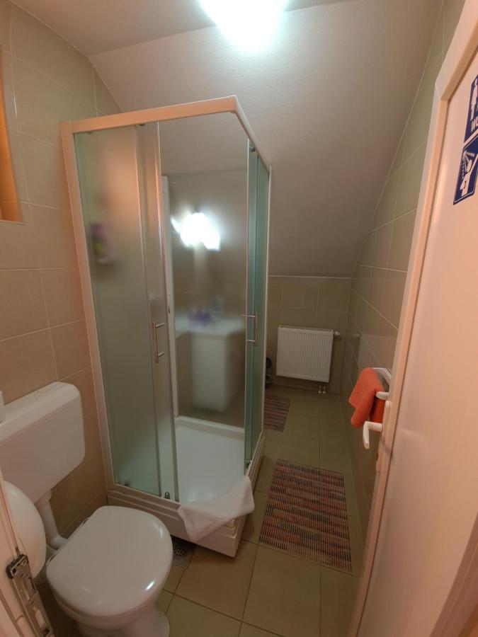 Guest House Aquarius Bosnjaci Esterno foto