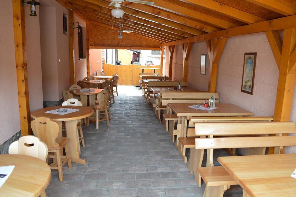 Guest House Aquarius Bosnjaci Esterno foto